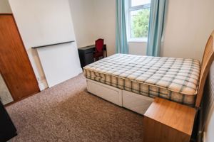 Photo 19- click for photo gallery